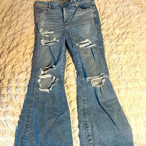 American Eagle Ripped Flare Jeans!